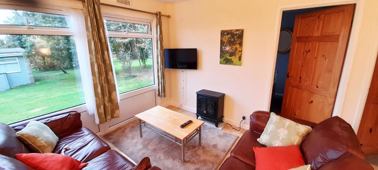 Sheena'S Dartmouth Chalets Екстер'єр фото