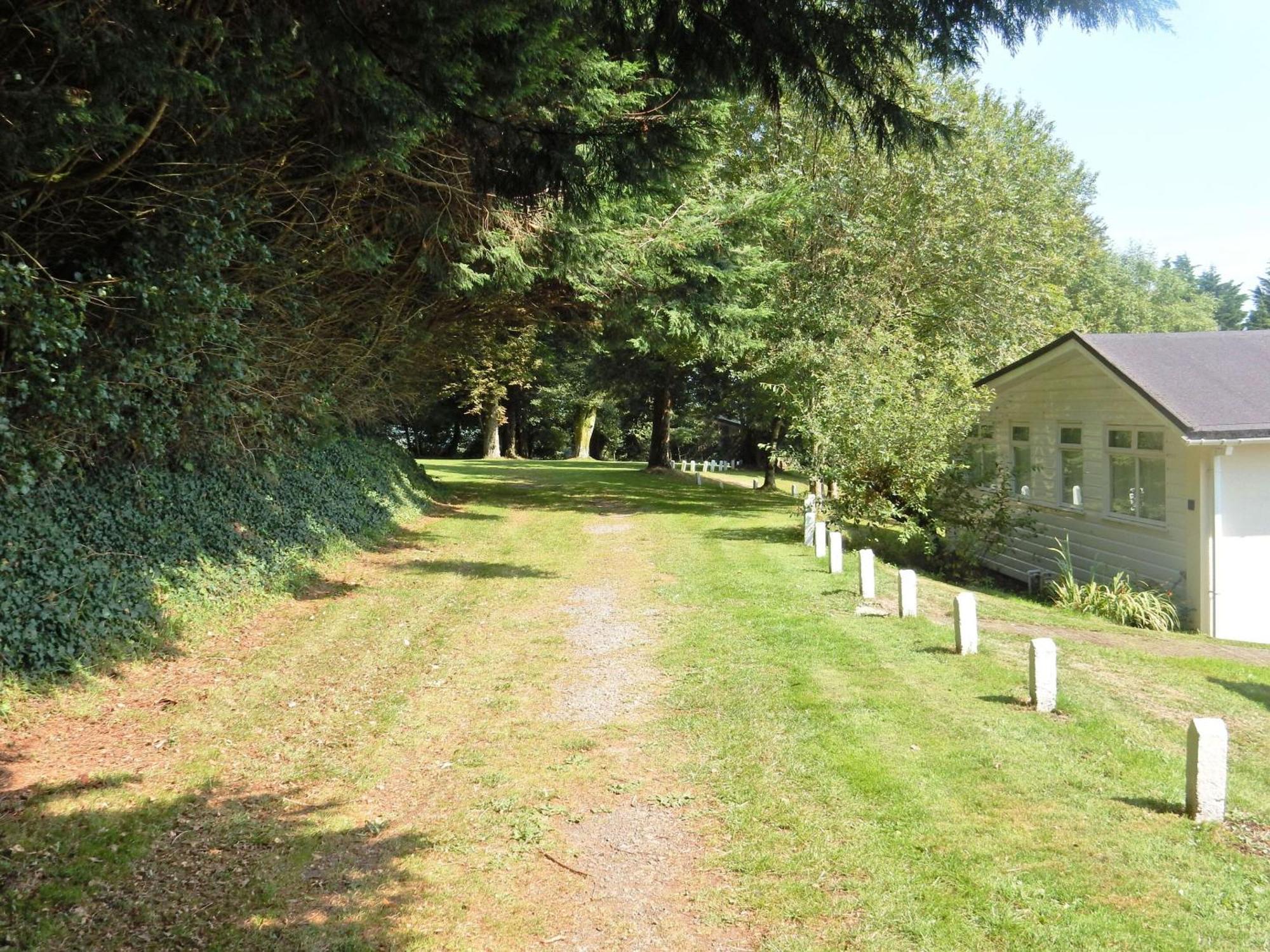 Sheena'S Dartmouth Chalets Екстер'єр фото